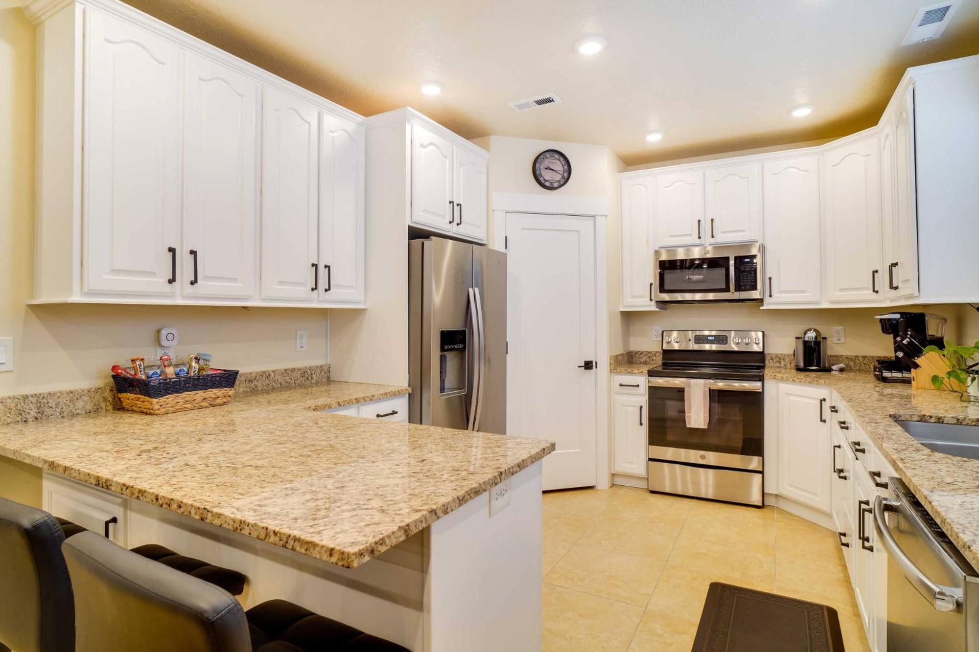 Contemporary Home With Grill Near Utah Lake! Saratoga Springs 外观 照片