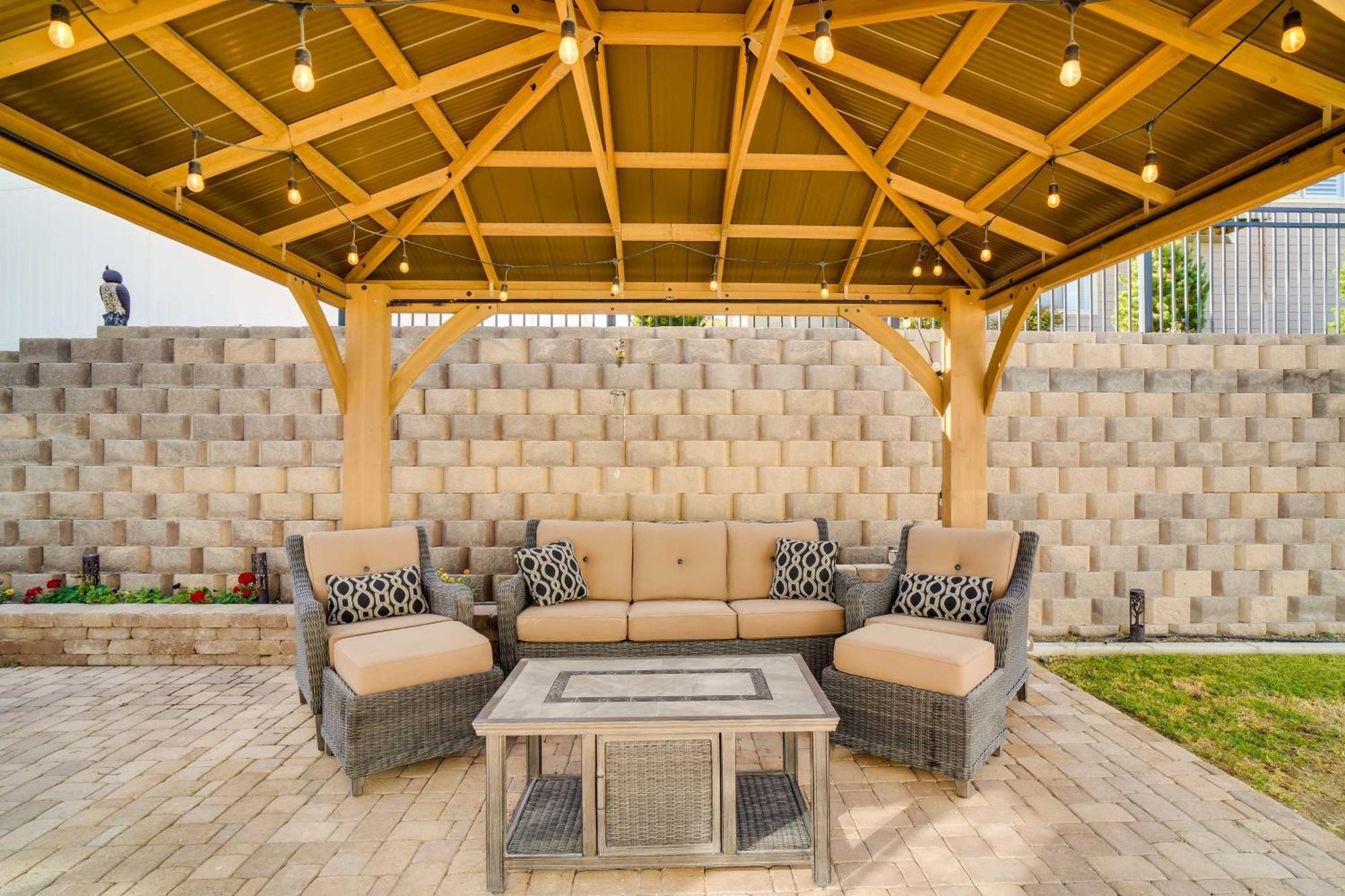 Contemporary Home With Grill Near Utah Lake! Saratoga Springs 外观 照片